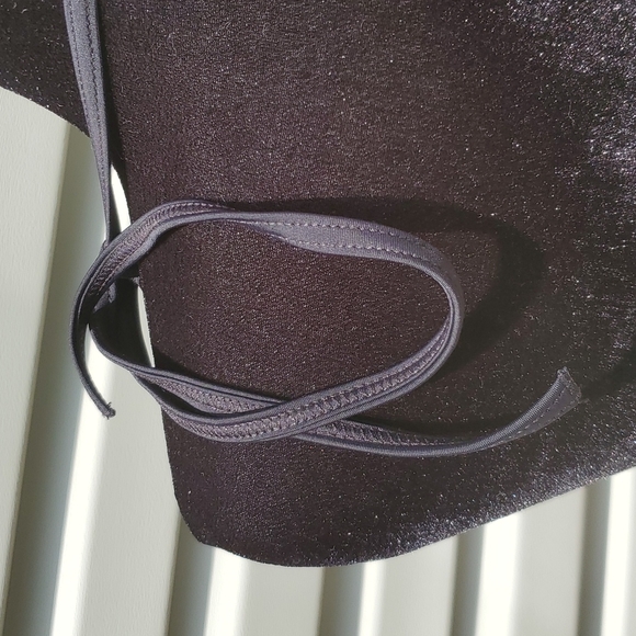 Sundazed Black bikini top size 34C - Picture 8 of 11